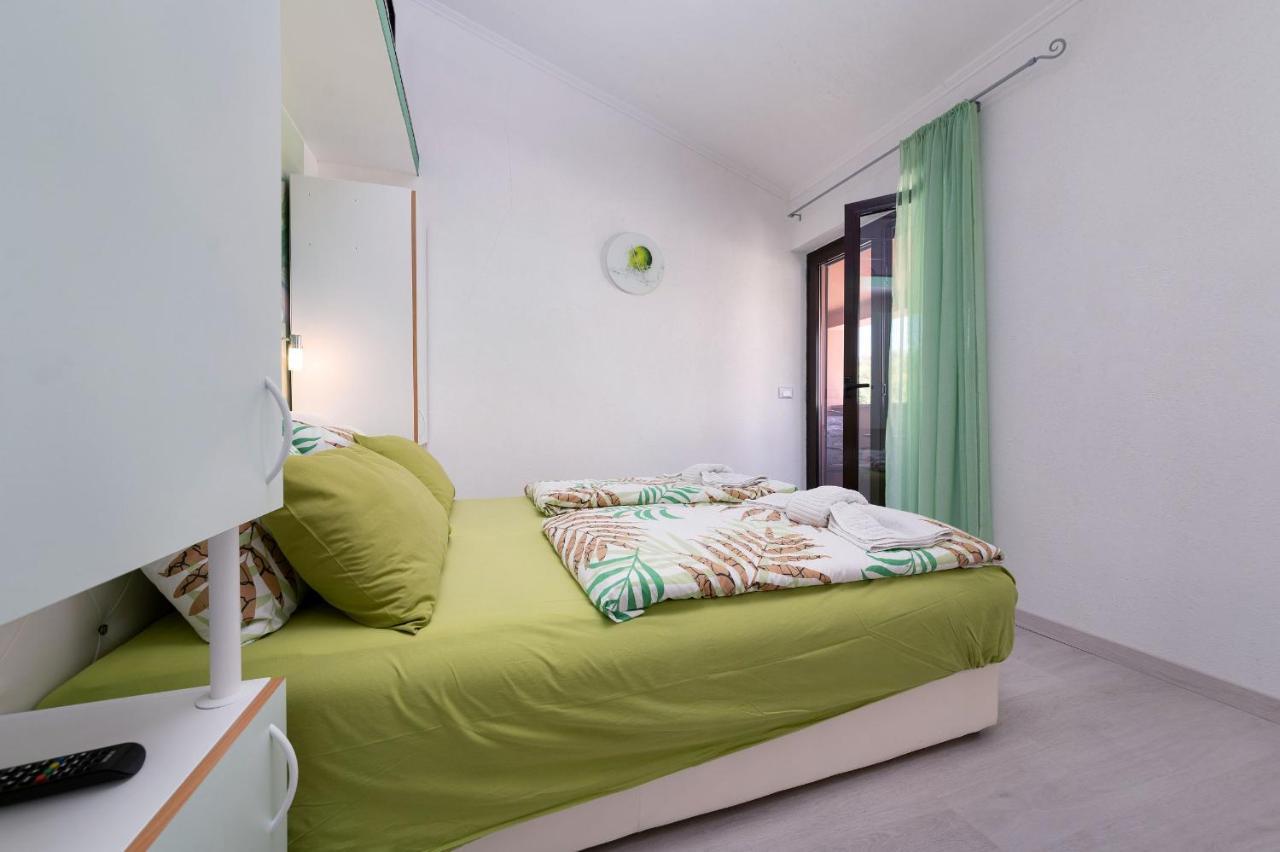 Apartments Miri Vrsar Εξωτερικό φωτογραφία