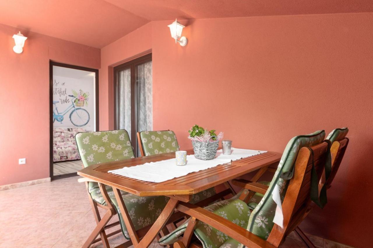 Apartments Miri Vrsar Εξωτερικό φωτογραφία